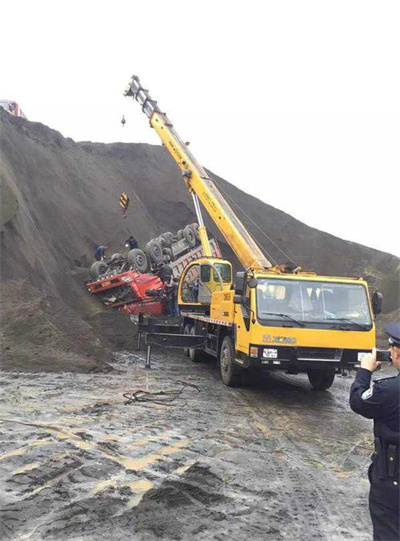 铜鼓上犹道路救援